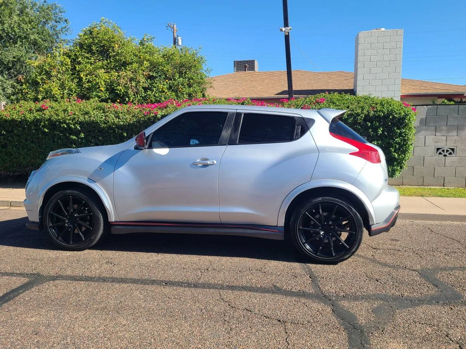 2013 Nissan Juke - Image 2 of 13