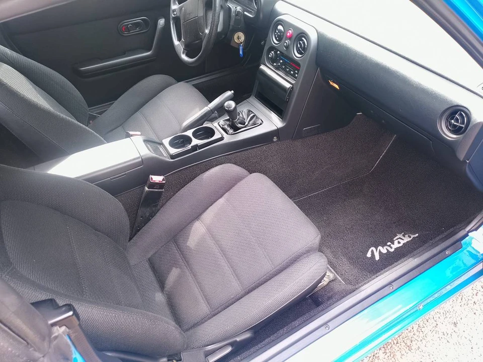 1990 Mazda NA MX-5 Miata - Image 7 of 12