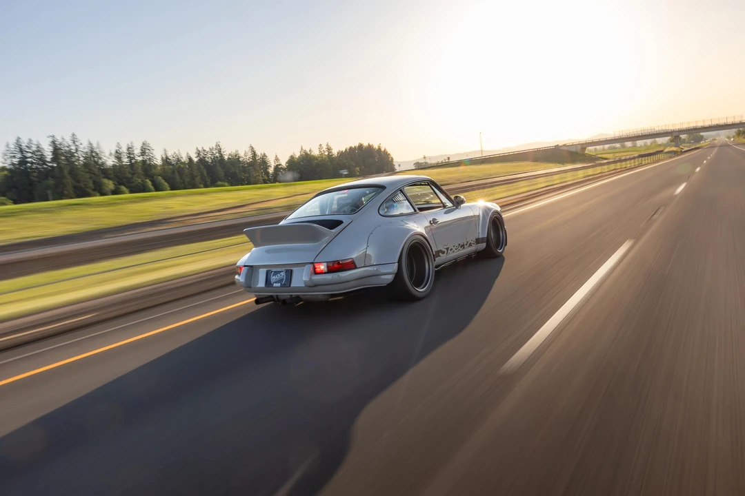 1989 Porsche 964 Carrera 4 - Image 23 of 31