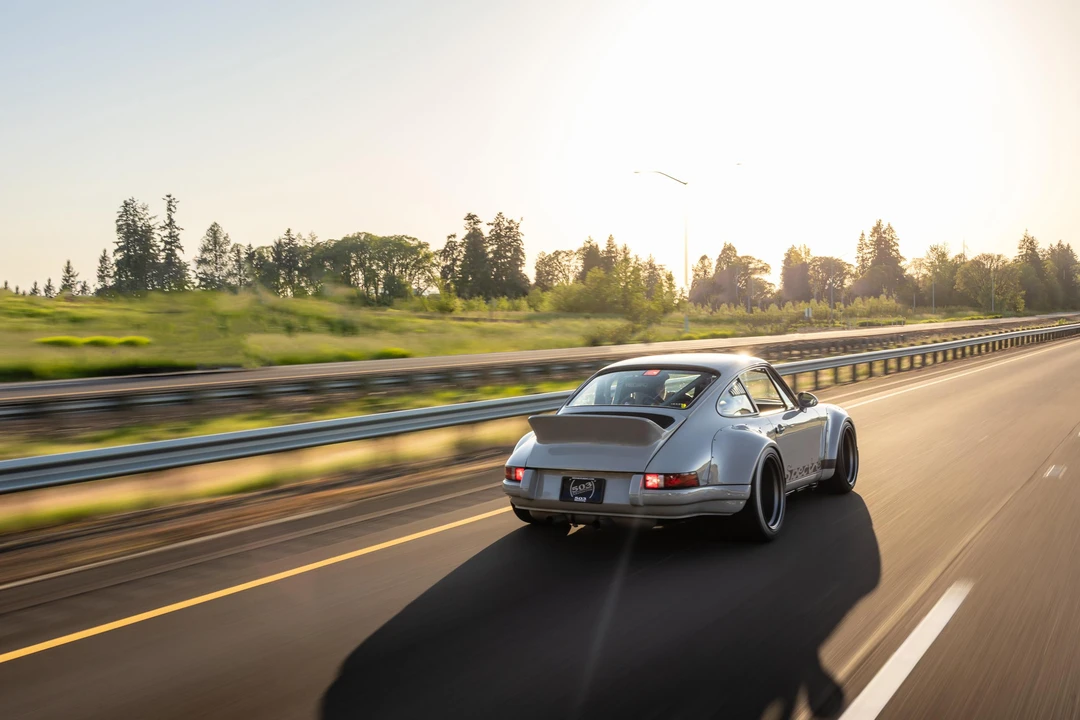 1989 Porsche 964 Carrera 4 - Image 21 of 31