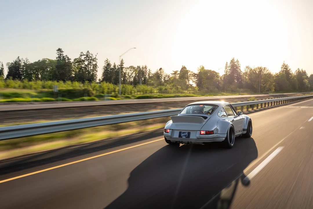 1989 Porsche 964 Carrera 4 - Image 22 of 31