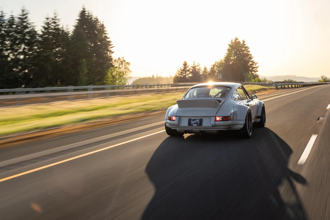 1989 Porsche 964 Carrera 4 - Image 20 of 31