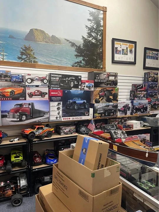 Parts & Memorabilia Scale Models - Image 3 of 6