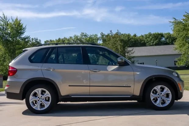 2011 BMW E70 X5 - Image 2 of 10
