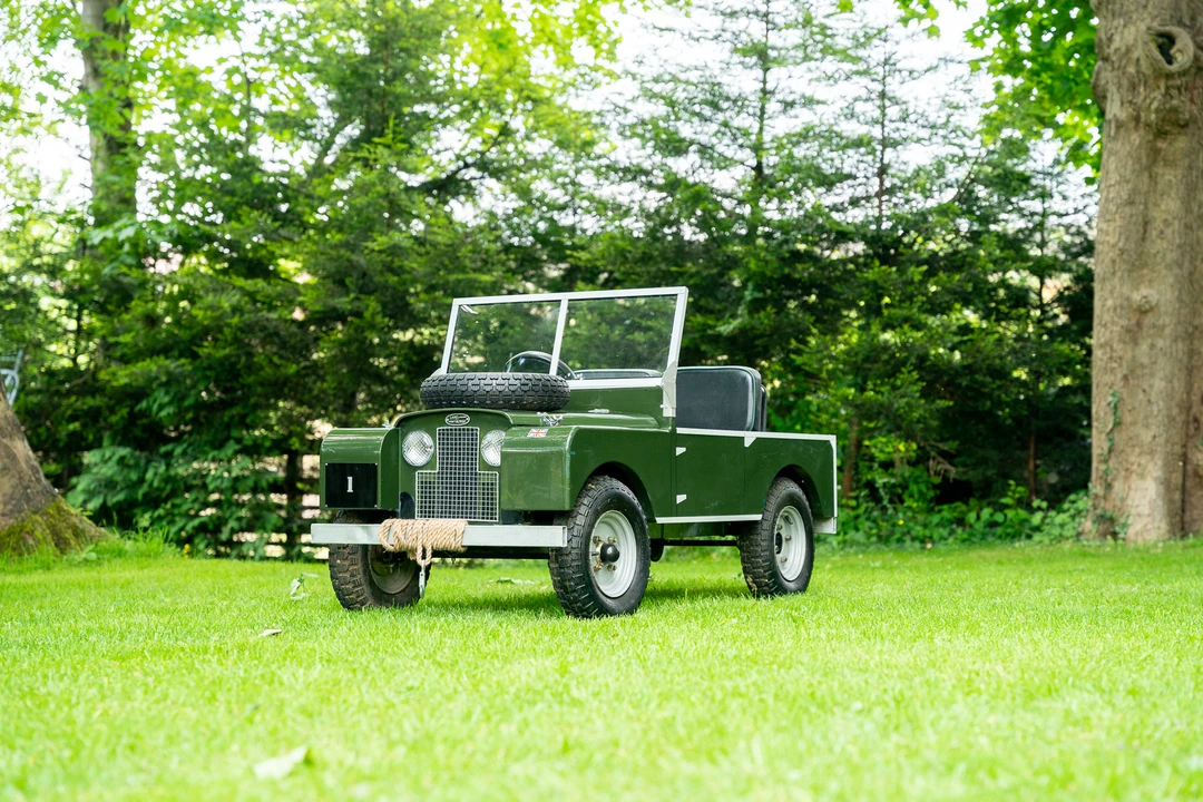 Little Car Company - Image 4 of 31
