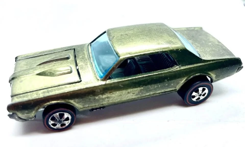 Parts & Memorabilia Scale Models - Image 2 of 10