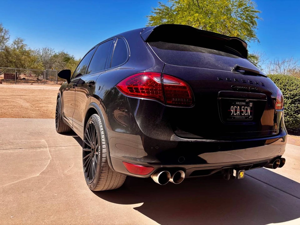 2011 Porsche 958 Cayenne Turbo - Image 4 of 17