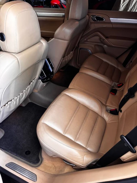 2011 Porsche 958 Cayenne Turbo - Image 13 of 17