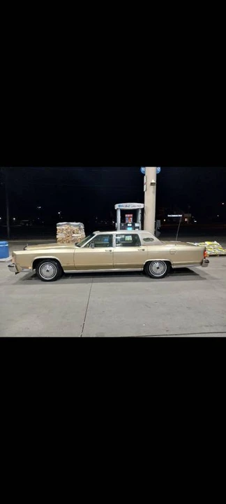 1979 Lincoln Continental 5th Gen - Image 9 of 24