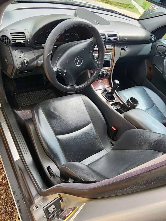 2002 Mercedes-Benz W203 C-Class - Image 6 of 20