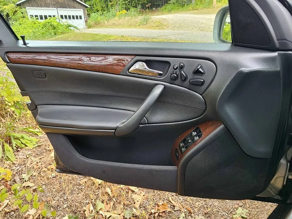 2002 Mercedes-Benz W203 C-Class - Image 10 of 20