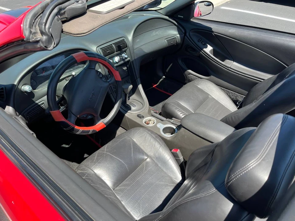 2002 Ford SN95 Mustang - Image 13 of 18