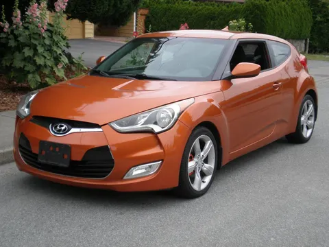 2013 Hyundai Veloster Base 3Dr Coupe