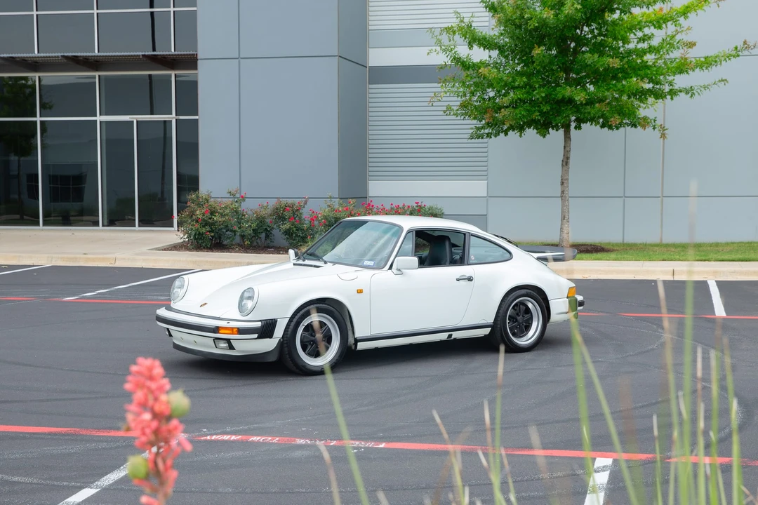 1989 Porsche 911 Carrera 3.2 - Image 4 of 31