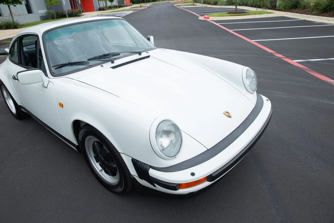 1989 Porsche 911 Carrera 3.2 - Image 25 of 31
