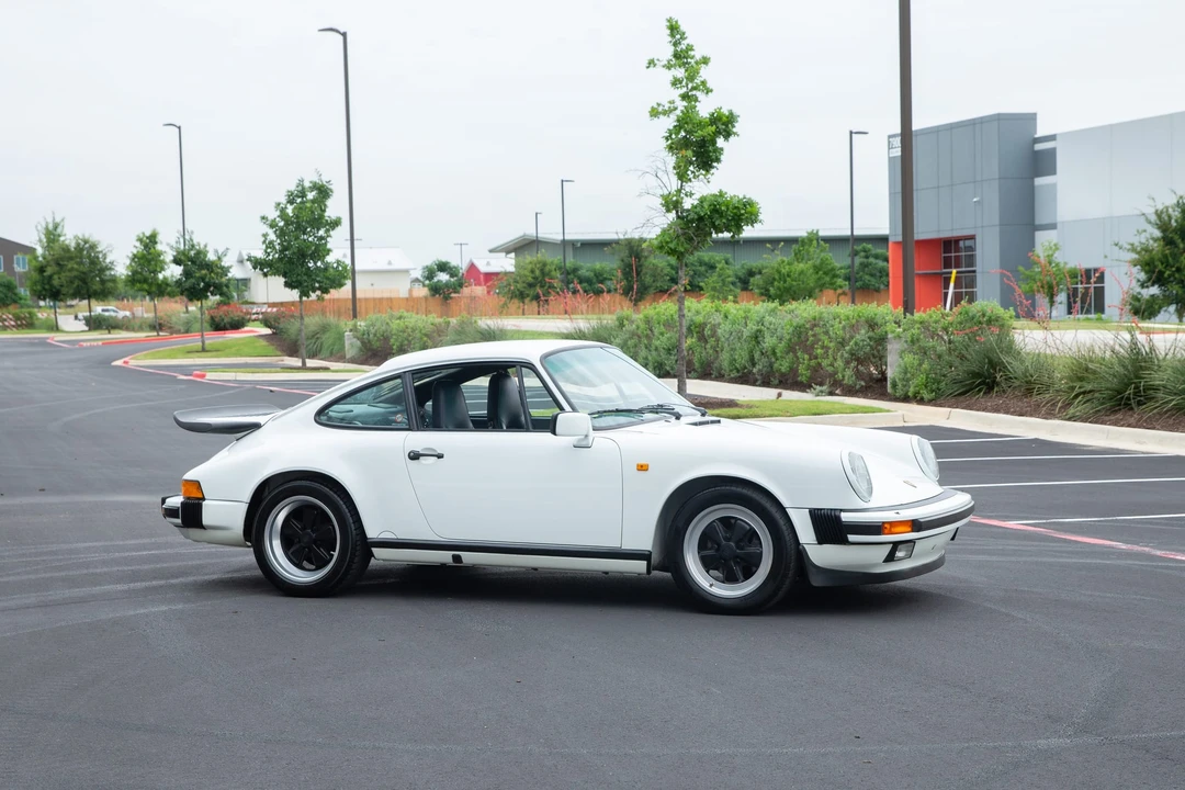 1989 Porsche 911 Carrera 3.2 - Image 14 of 31