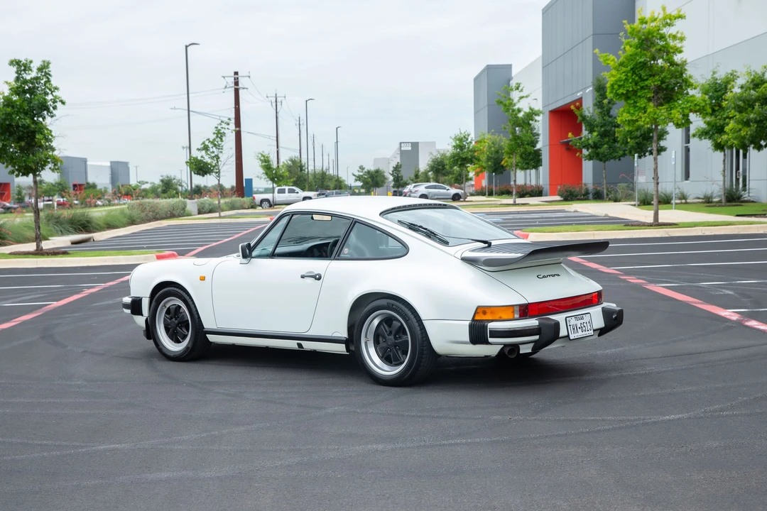 1989 Porsche 911 Carrera 3.2 - Image 21 of 31