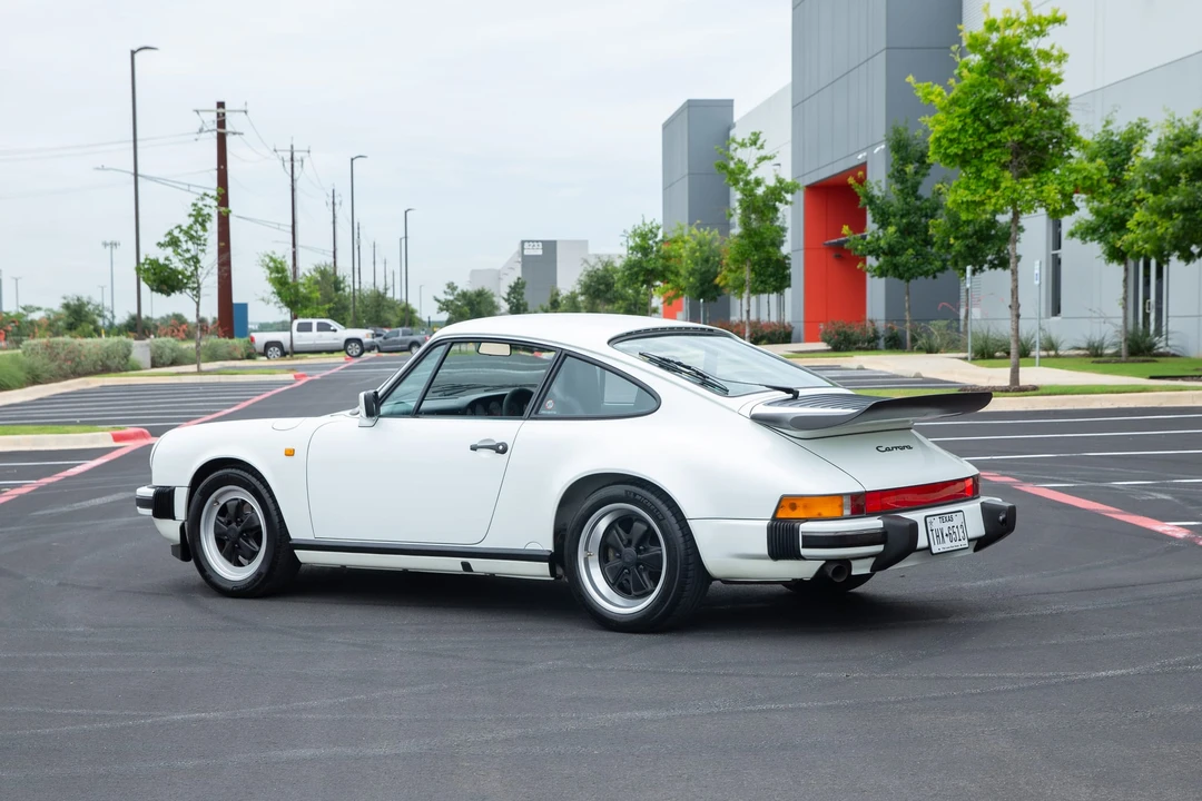 1989 Porsche 911 Carrera 3.2 - Image 22 of 31