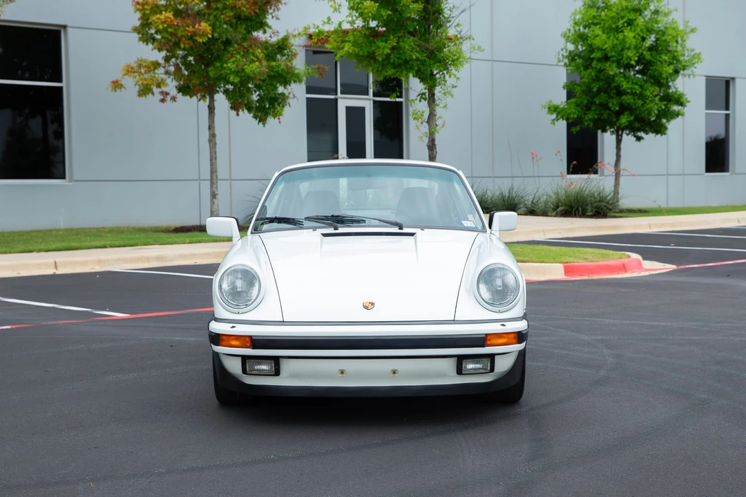 1989 Porsche 911 Carrera 3.2 - Image 9 of 31