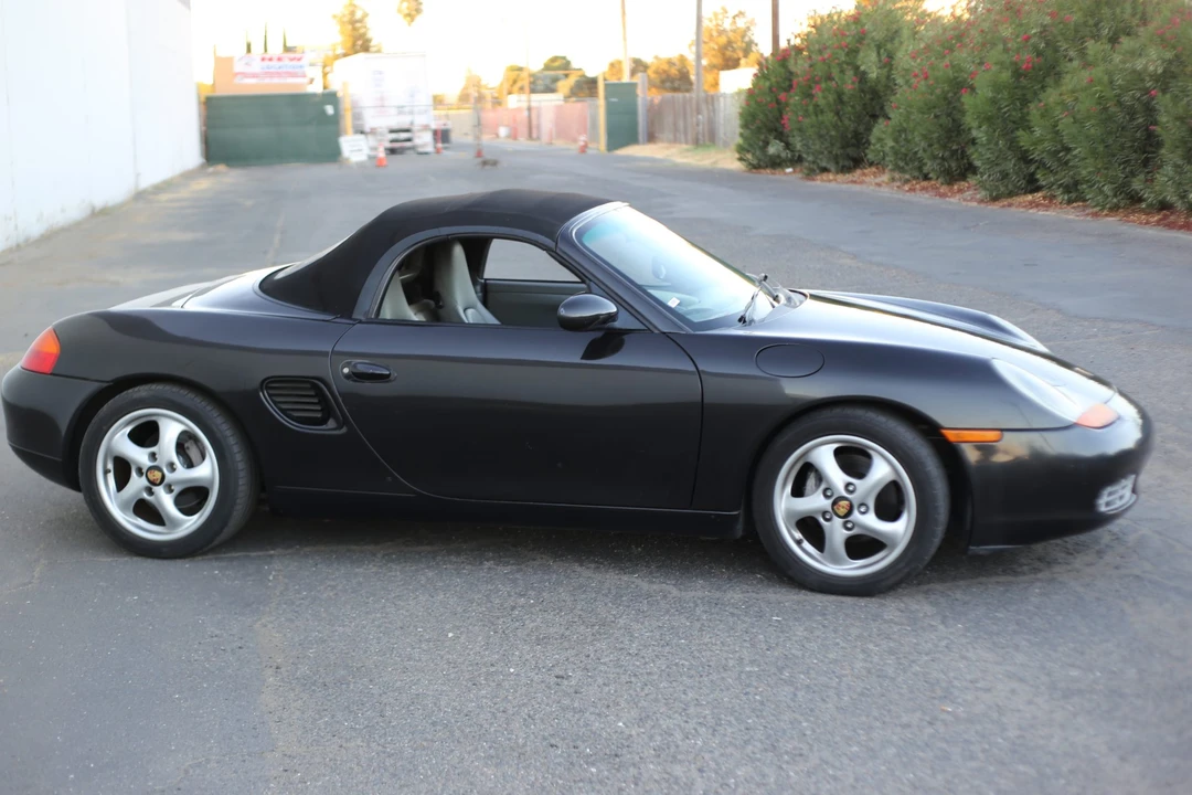 1997 Porsche 986 Boxster - Image 17 of 31
