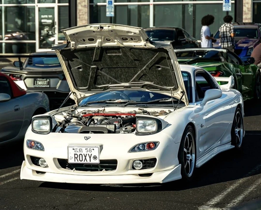 1997 Mazda RX-7 FD - Image 1 of 8