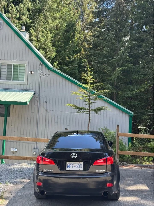 2007 Lexus IS 2nd Gen - Image 5 of 7