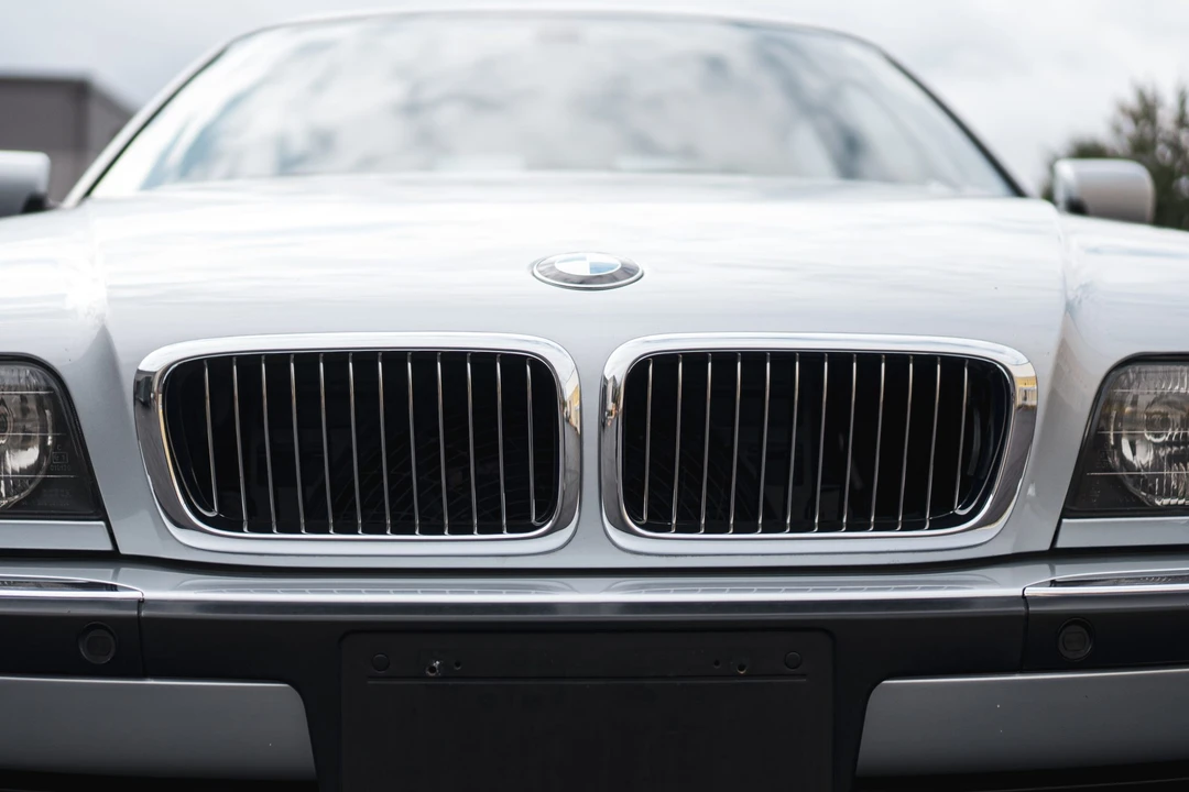 1997 BMW E38 750i & 750iL Sedan - Image 19 of 31