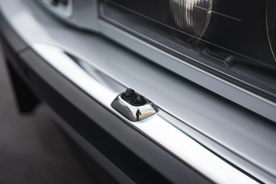 1997 BMW E38 750i & 750iL Sedan - Image 31 of 31