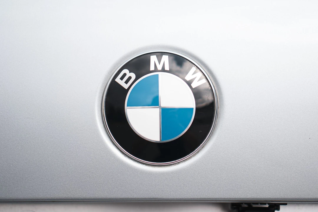 1997 BMW E38 750i & 750iL Sedan - Image 21 of 31