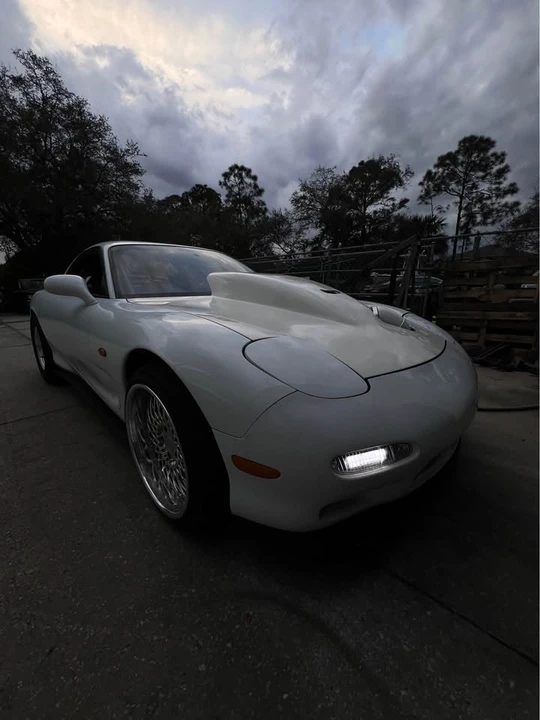 Mazda RX-7 FD - Image 8 of 10