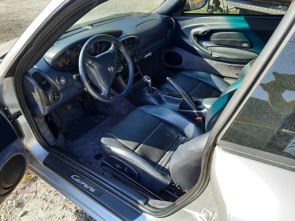 2002 Porsche 996 Carrera - Image 9 of 9