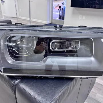 Rolls-Royce Cullinan Headlight Passenger Side RH OEM 2019-2024