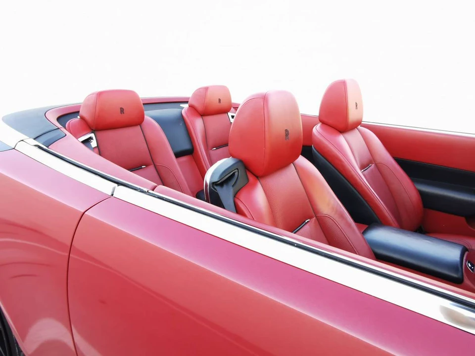 2017 Rolls-Royce Dawn - Image 19 of 24