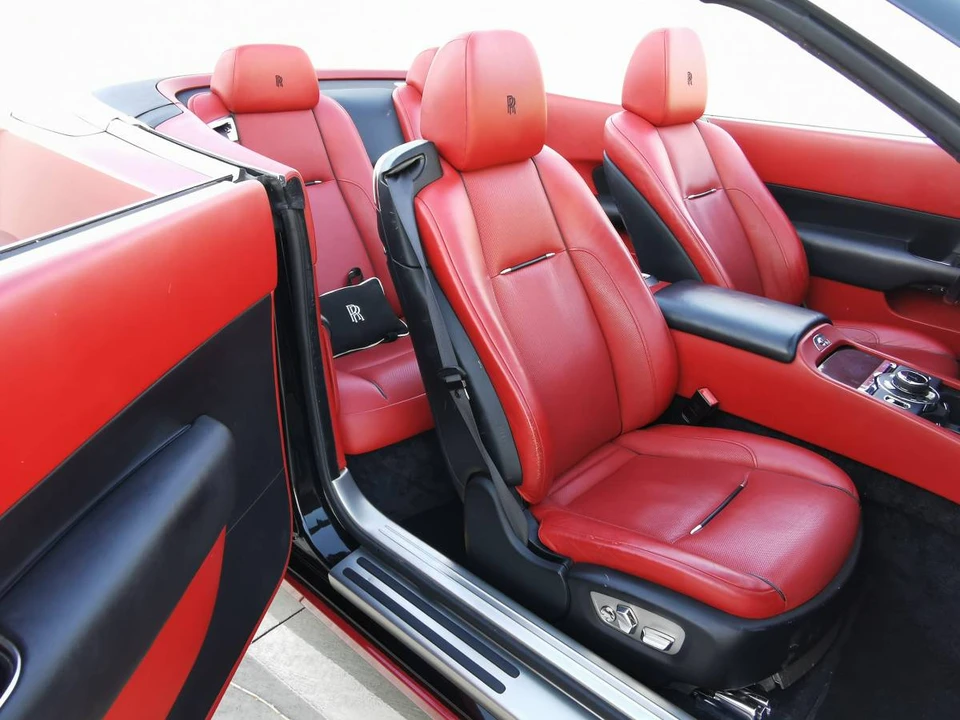 2017 Rolls-Royce Dawn - Image 18 of 24