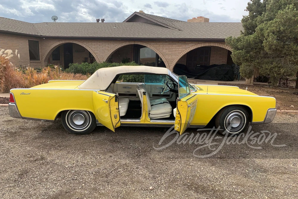 1964 Lincoln Continental 4th Gen - Image 16 of 28