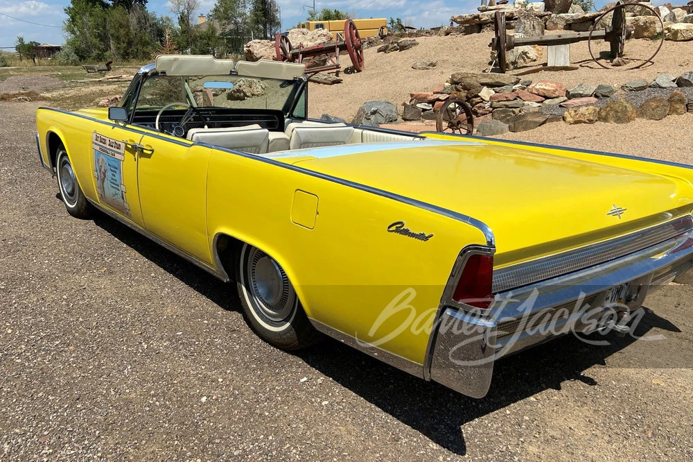 1964 Lincoln Continental 4th Gen - Image 18 of 28