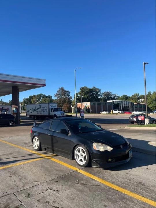 Acura Integra Type S 5th Gen - Image 2 of 9