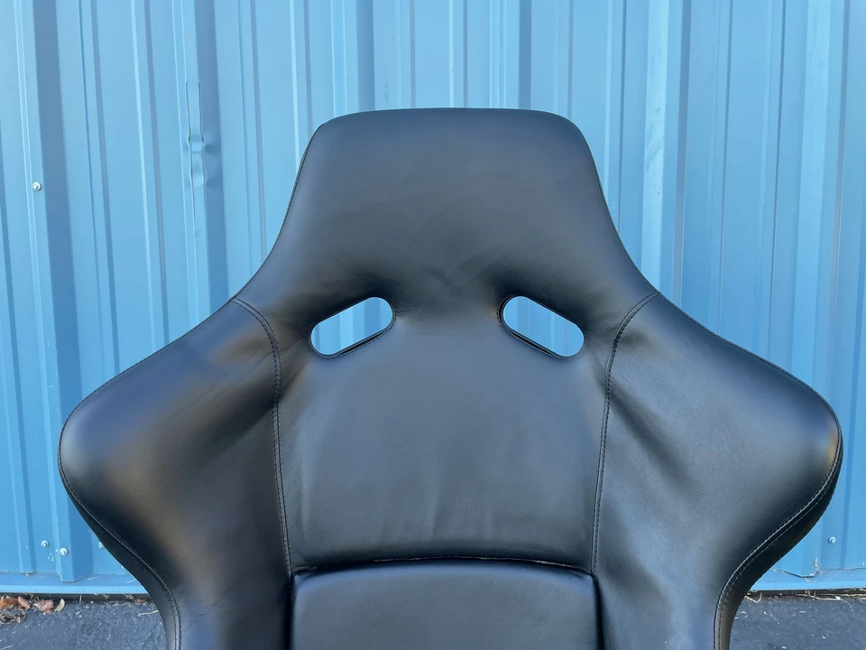 Parts & Memorabilia Seats & Interior - Image 12 of 31