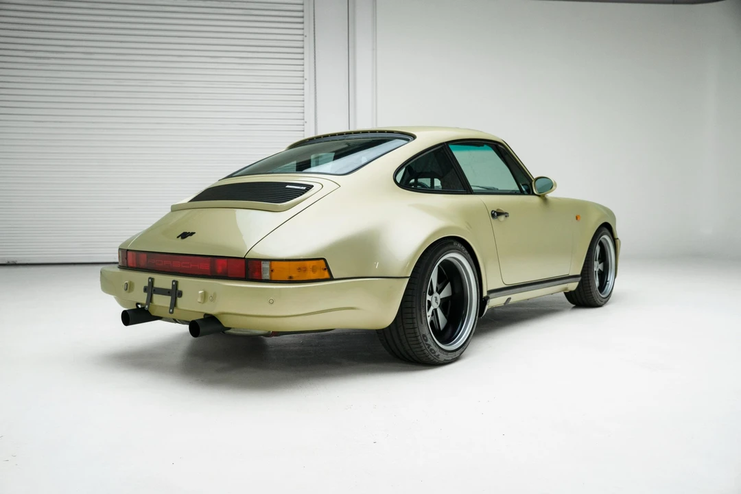 1987 Porsche 911 Carrera 3.2 - Image 8 of 31