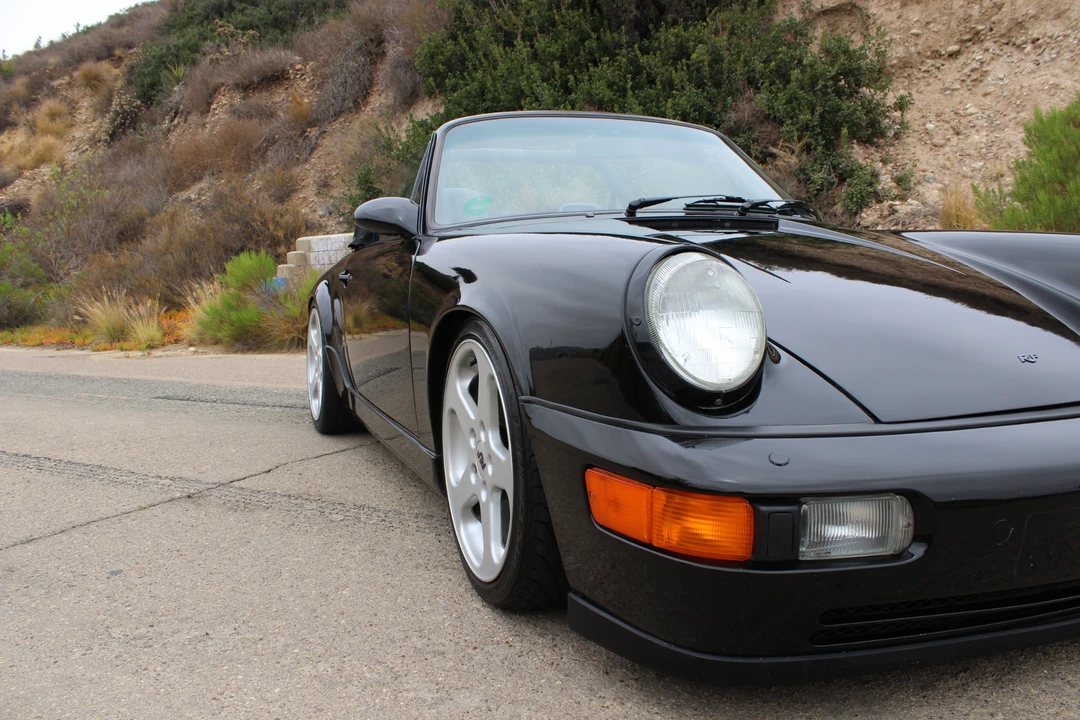 1990 Porsche 964 Carrera 4 - Image 11 of 31