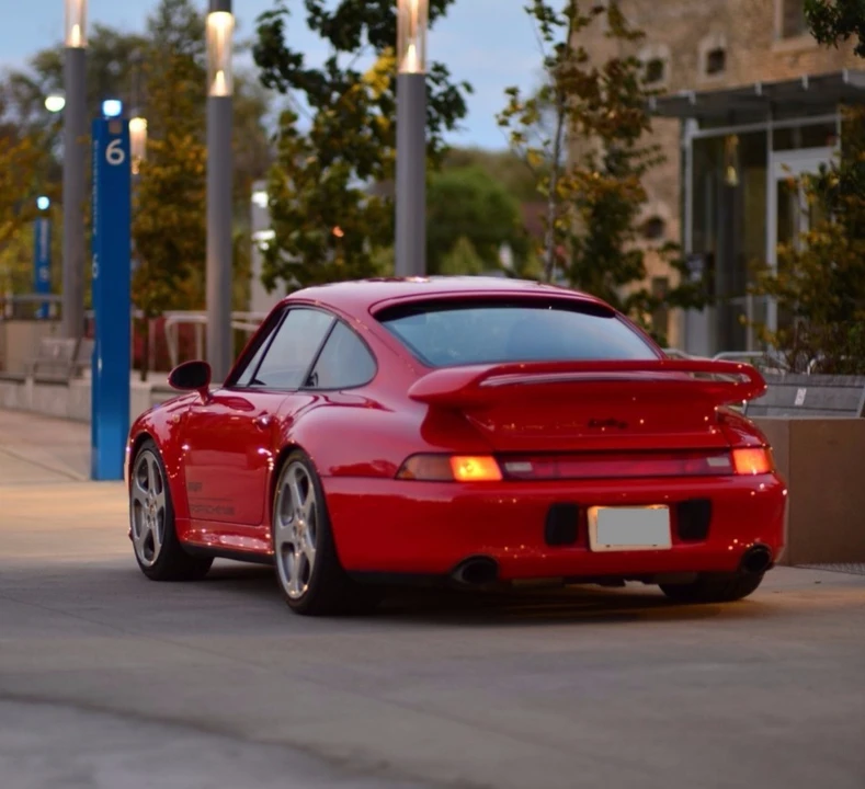 1997 Porsche 993 Carrera 4S - Image 9 of 31