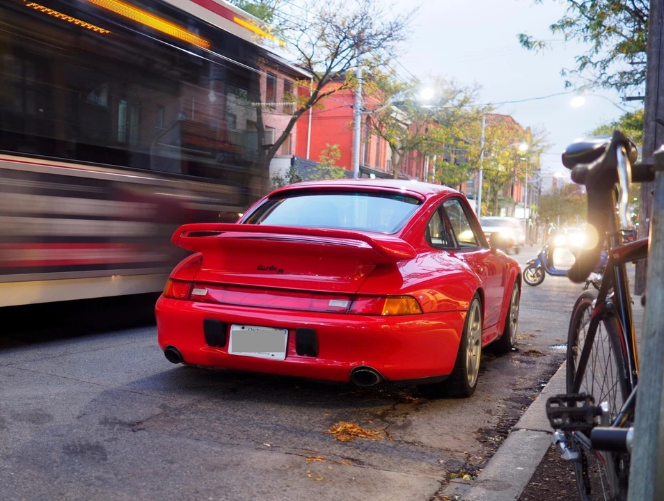 1997 Porsche 993 Carrera 4S - Image 12 of 31