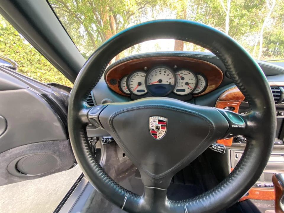 2001 Porsche 996 Turbo - Image 30 of 31