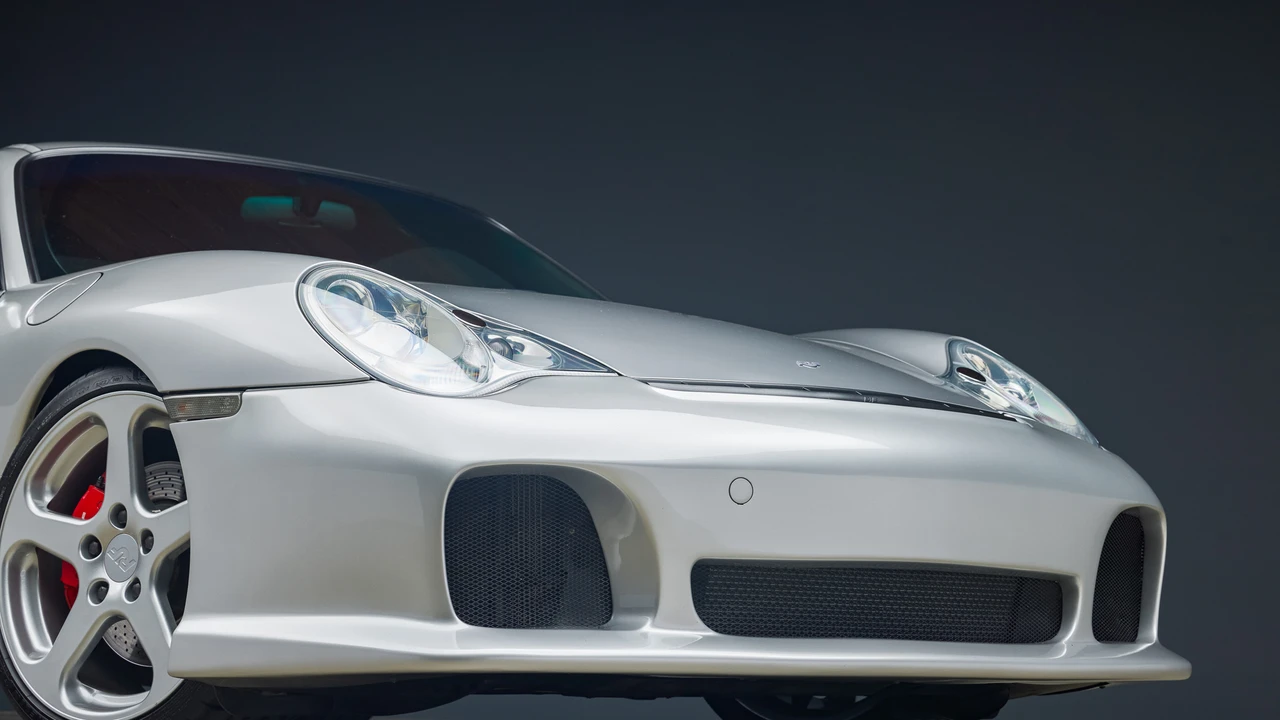 2002 Porsche 996 Turbo - Image 24 of 31