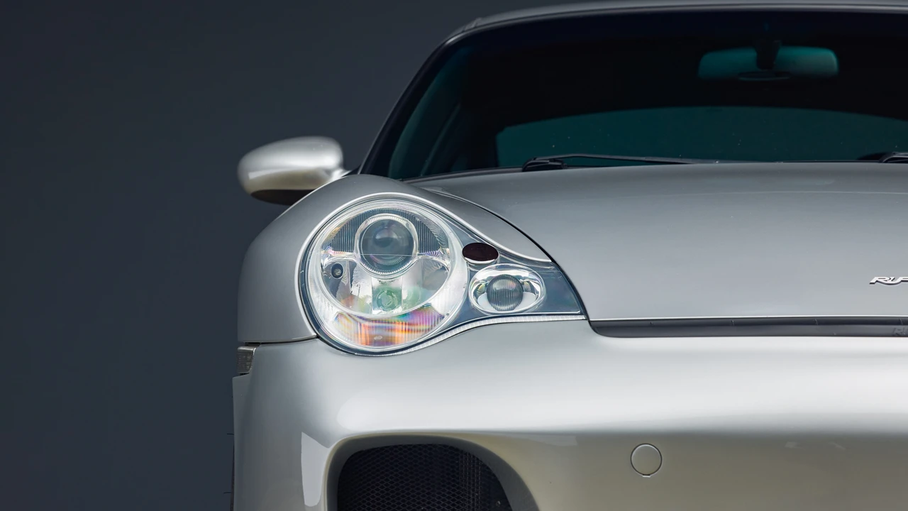 2002 Porsche 996 Turbo - Image 18 of 31