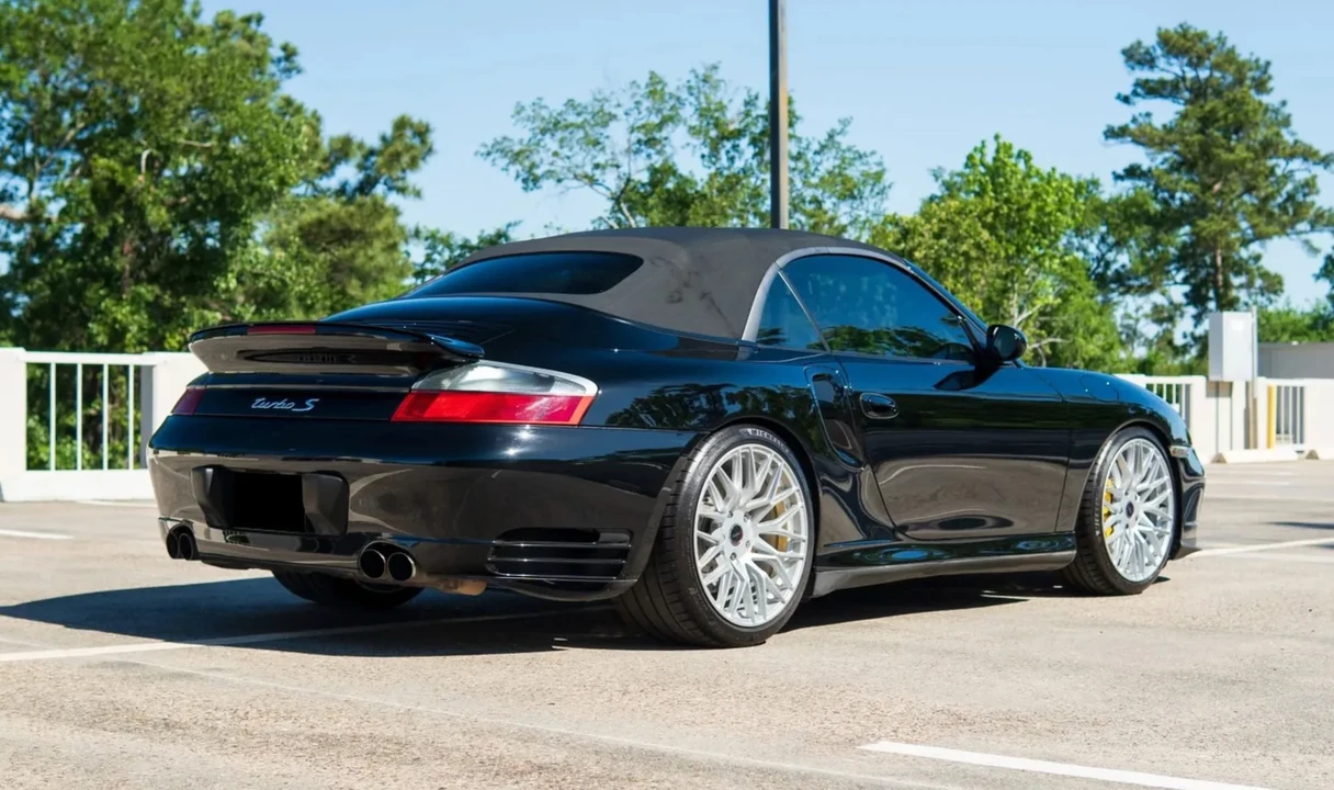2005 Porsche 996 Turbo - Image 26 of 31