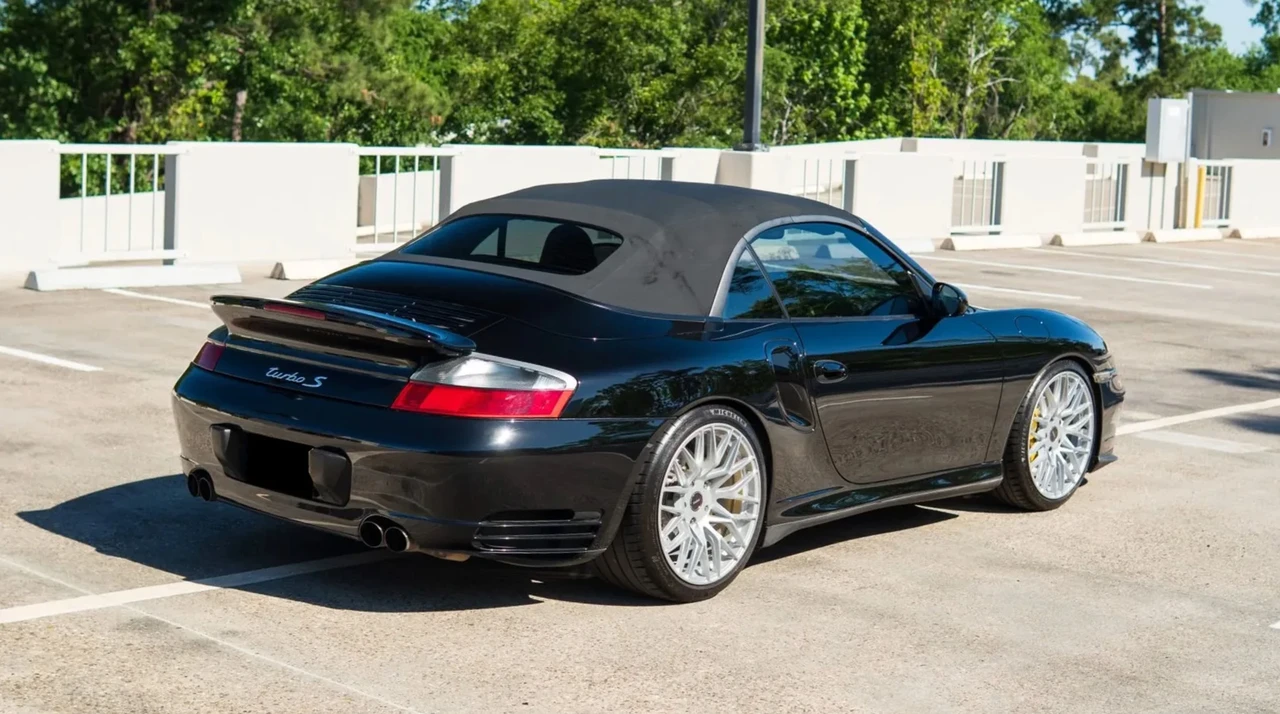2005 Porsche 996 Turbo - Image 25 of 31