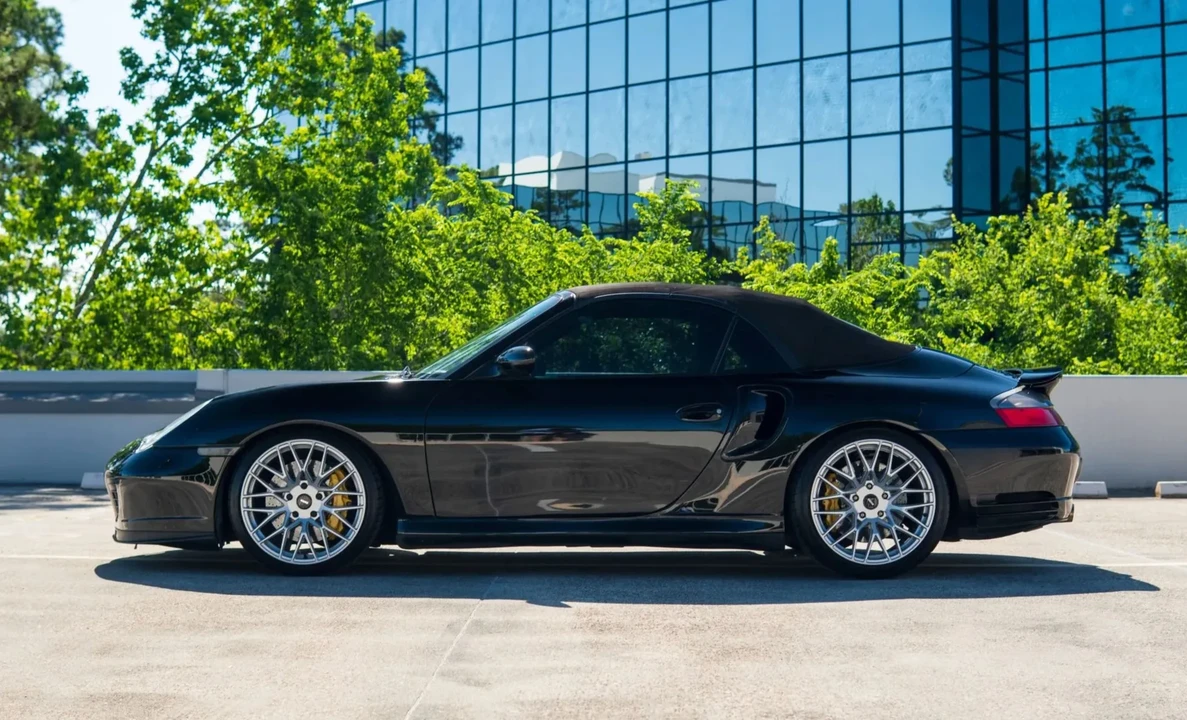 2005 Porsche 996 Turbo - Image 20 of 31