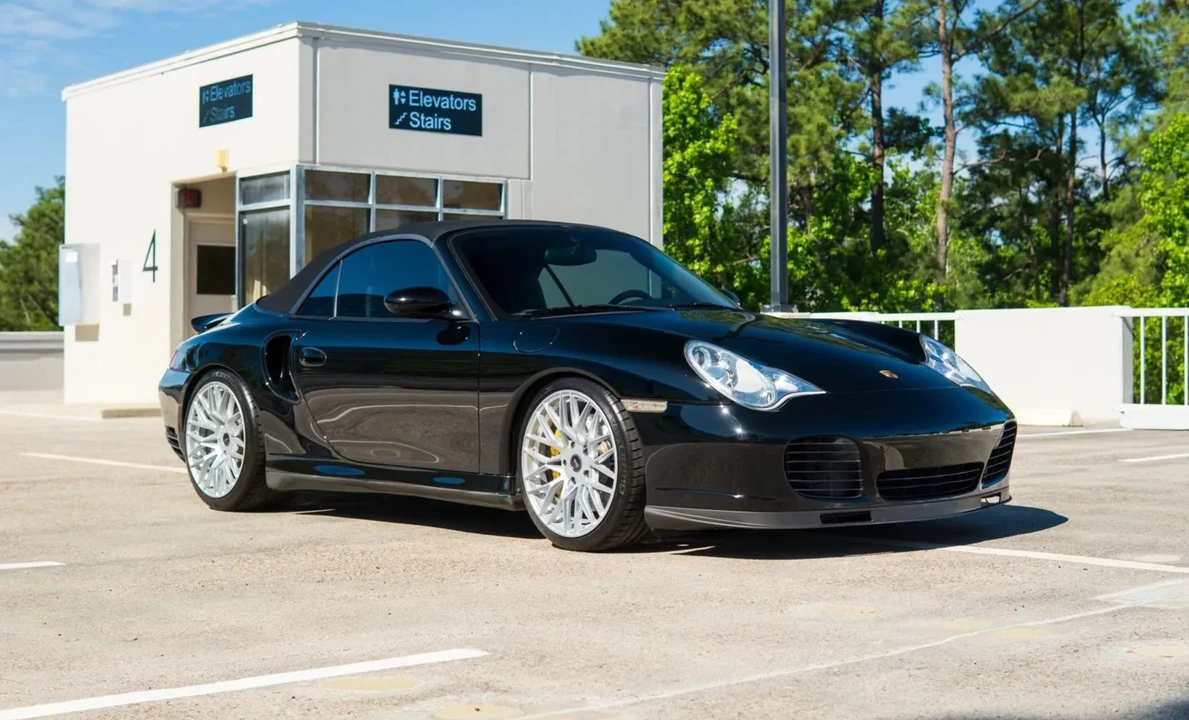 2005 Porsche 996 Turbo - Image 28 of 31
