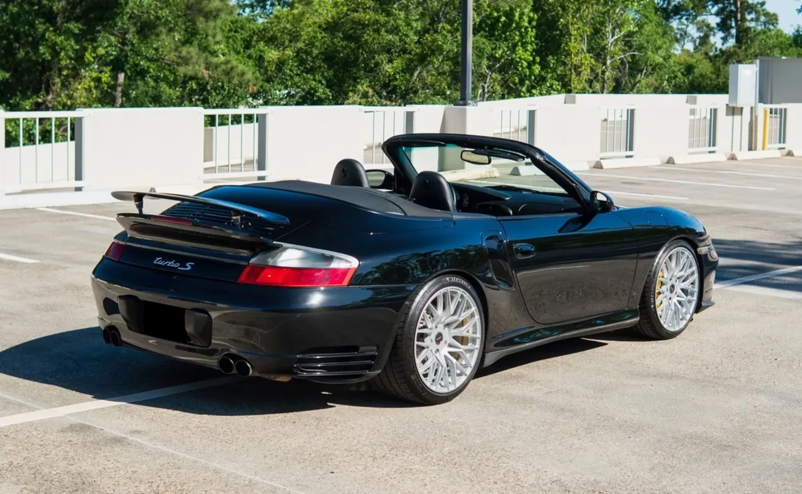 2005 Porsche 996 Turbo - Image 13 of 31